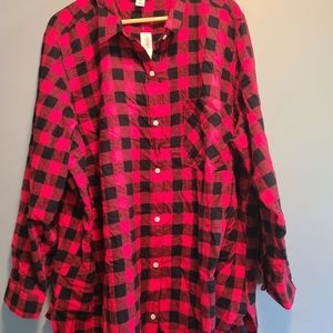 Old Navy long sleeve shirt